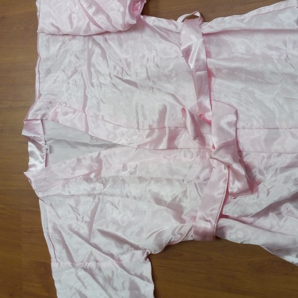 2 ROBES - Birthday Squad robe's - Picture 5 of 7